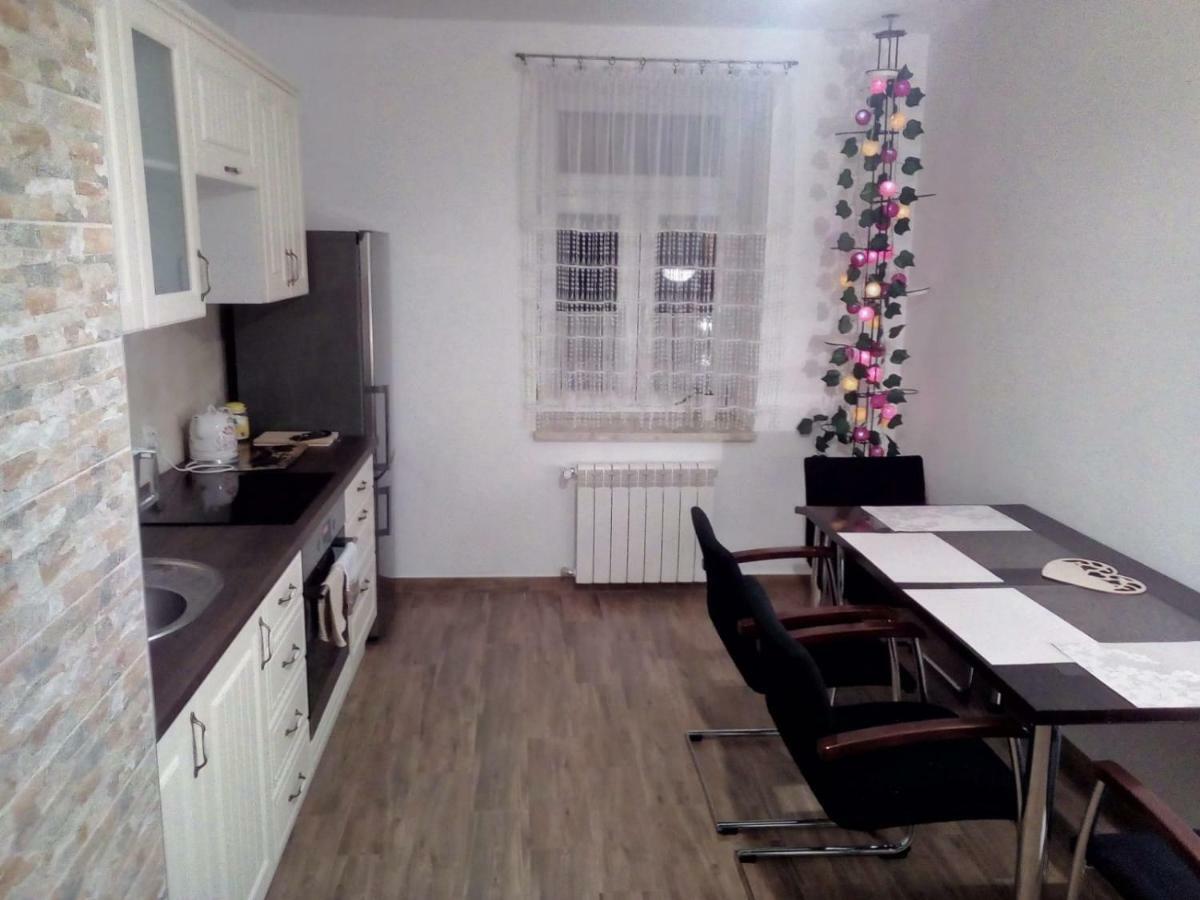 Nowy Apartament W Centrum Wlodawy Apartman Włodawa Kültér fotó