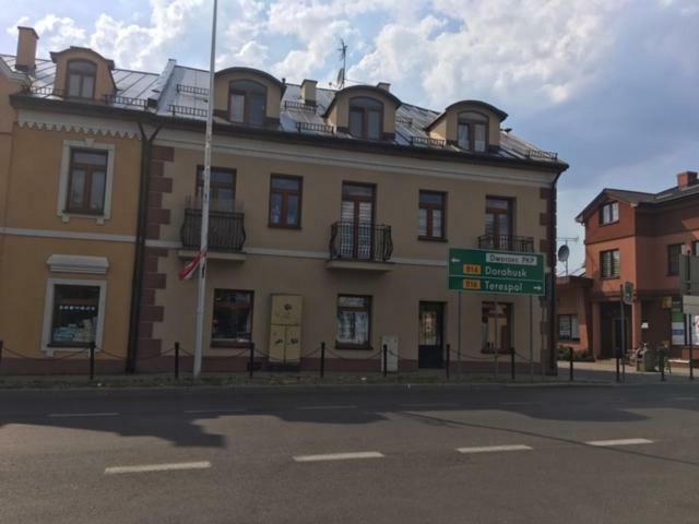 Nowy Apartament W Centrum Wlodawy Apartman Włodawa Kültér fotó